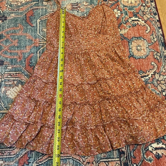 Short summer dress - Picture 2 of 4